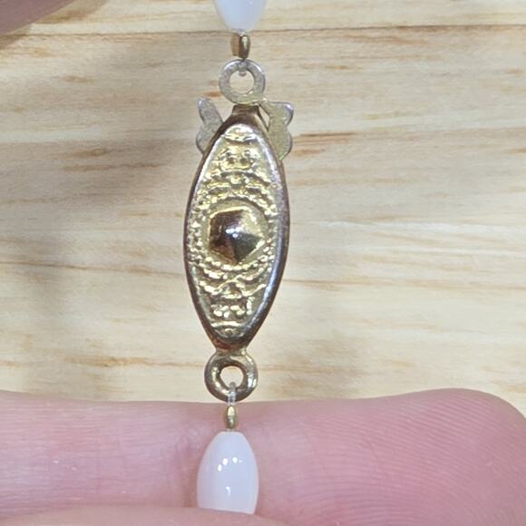 Jade Beads Coral Chips Mother of Pearl Rice Beads 18" Beaded Necklace - Picture 6 of 15